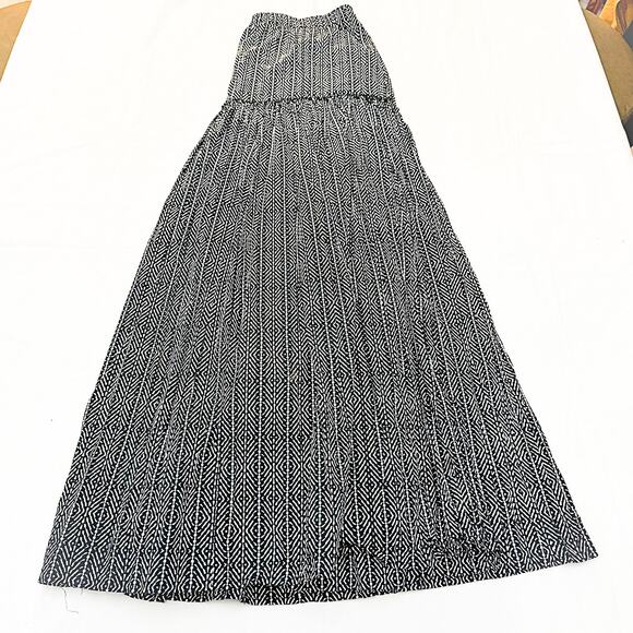 Coldwater Creek Midi Long Patterned Black White Skirt Size Medium 10-12 - Picture 4 of 5